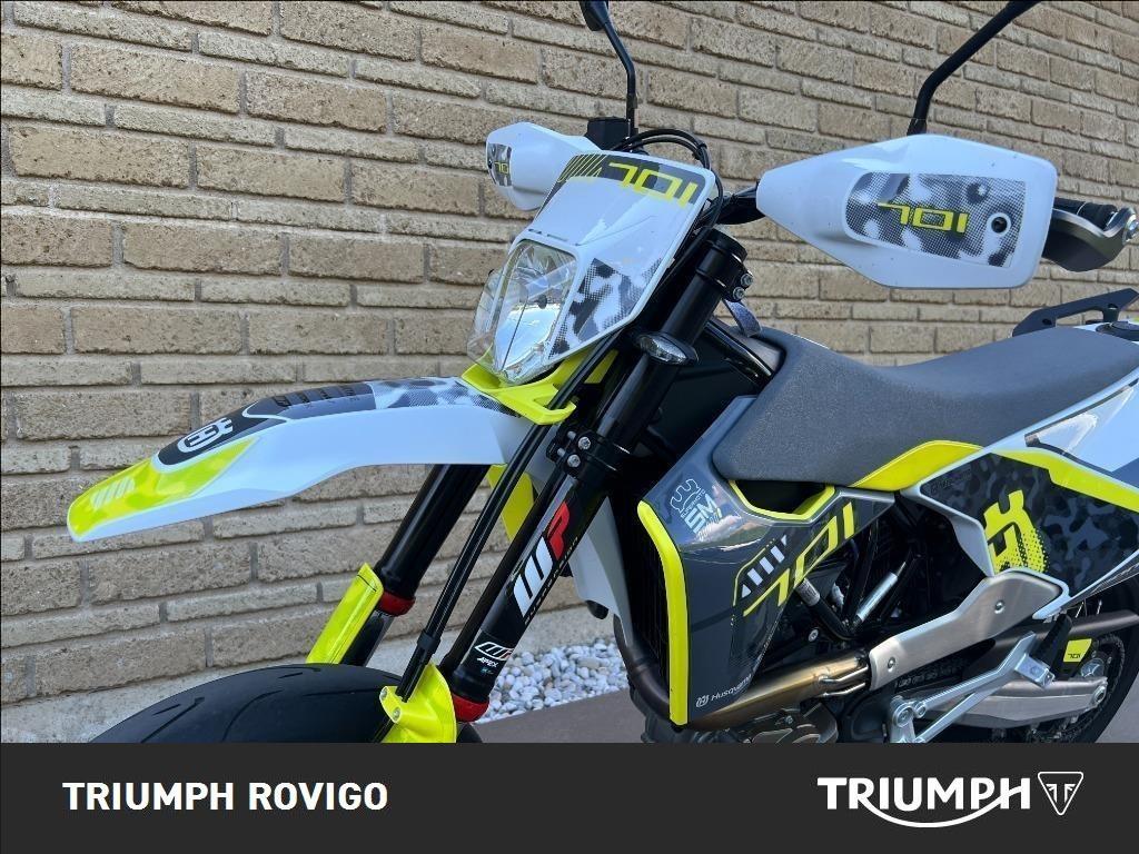 HUSQVARNA Supermoto 701 4T 