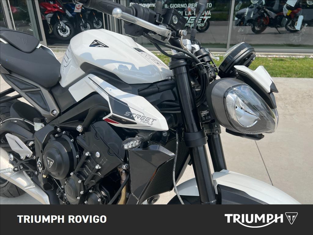 TRIUMPH Street Triple 765 R