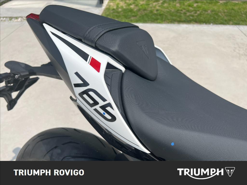 TRIUMPH Street Triple 765 R