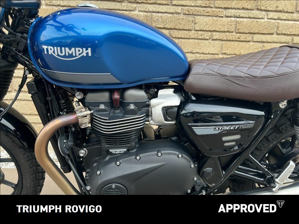 TRIUMPH Street Twin 900 