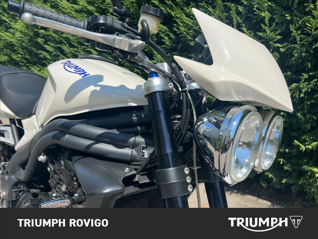TRIUMPH Speed Triple 1050 