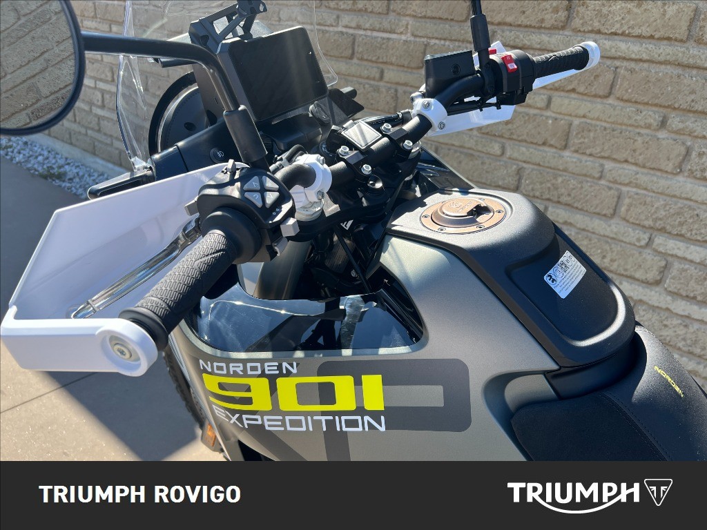 HUSQVARNA Norden 901 Expedition Abs