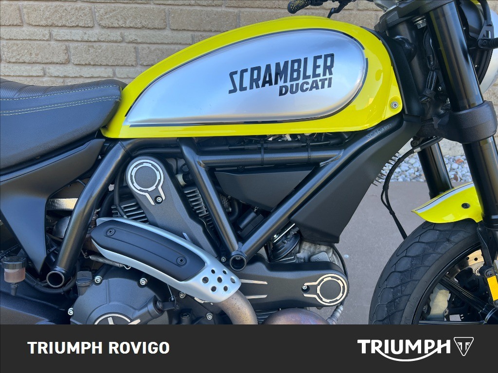DUCATI Scrambler 800 Flat Track Pro