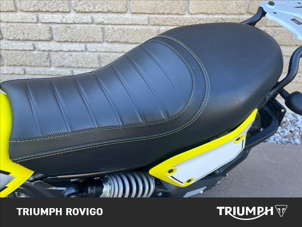 DUCATI Scrambler 800 Flat Track Pro