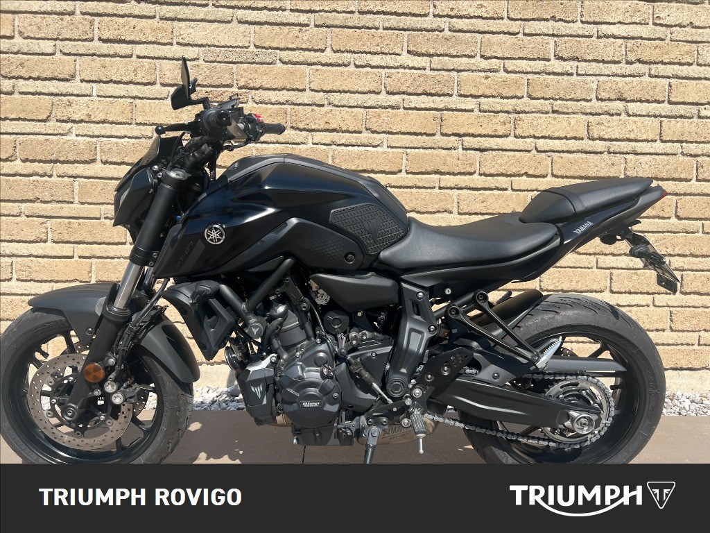 YAMAHA MT-07 690 Abs