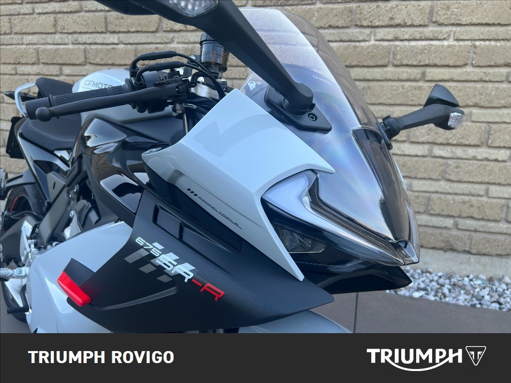 CFMOTO 675 SR R Abs