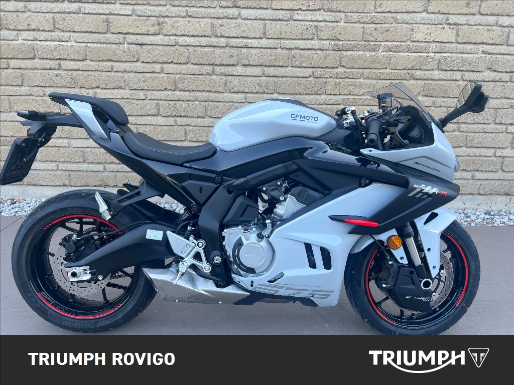 CFMOTO 675 SR R Abs