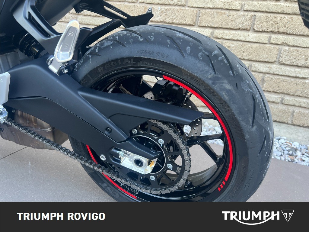 CFMOTO 675 SR R Abs
