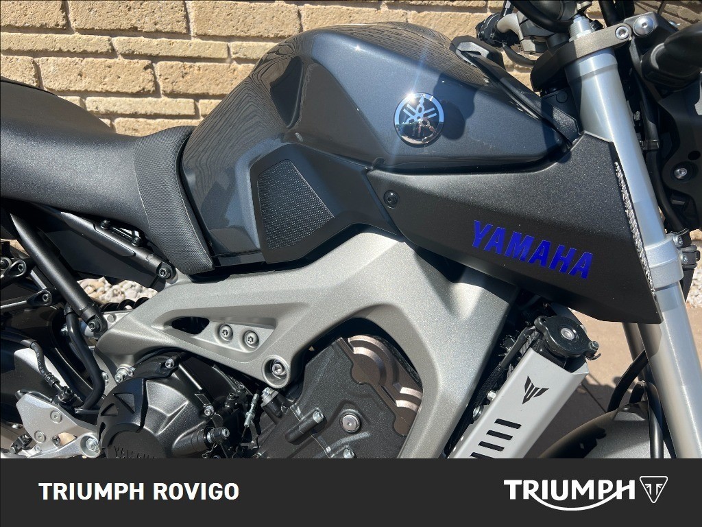 YAMAHA MT-09 850 Abs