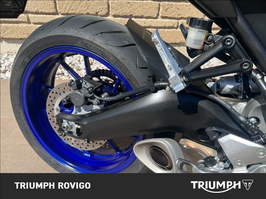 YAMAHA MT-09 850 Abs