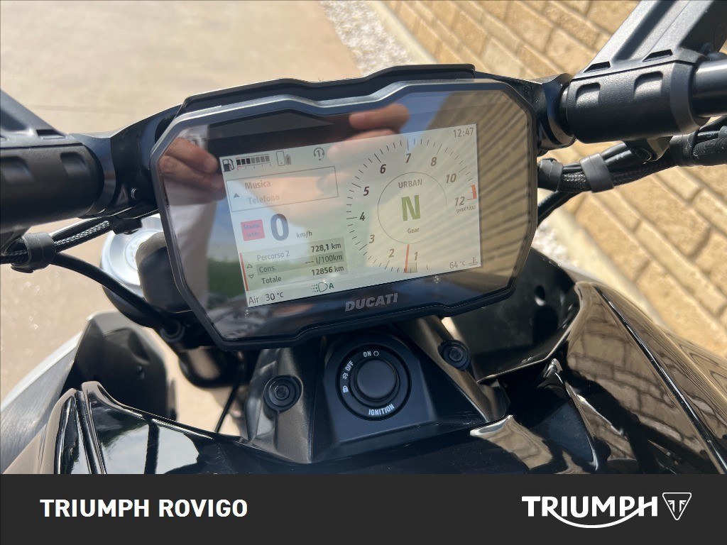 DUCATI Diavel V4 1158 Thrilling Black