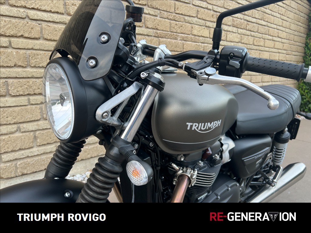 TRIUMPH Street Twin 900 